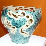 El taller municipal de cerámica clausura el curso con una amplia y variada exposición