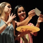 La compañía Zálatta Teatro representará ‘Nosotras que nos odiamos tanto’