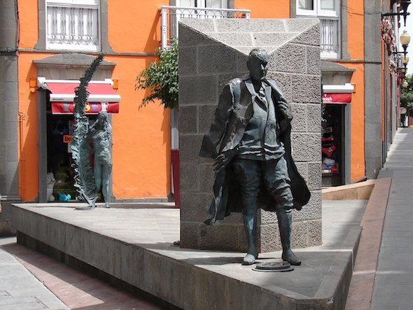 Monumento a Juan Negrín