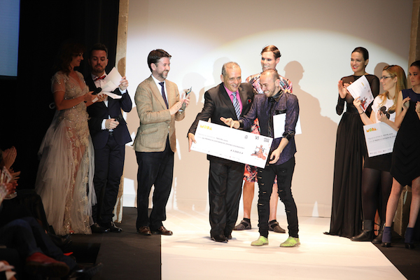 ‘Psicodiagnóstico’ de Óliver Jiménez gana el VI Concurso de Jóvenes Diseñadores