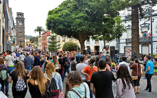 ‘La Fiesta de la Música’ llenó las calles de La Laguna de acordes y composiciones