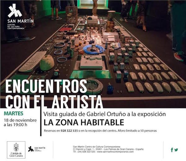 Gabriel Ortuño ofrece al público una visita guiada a su exposición en San Martín