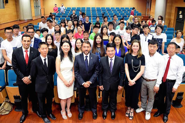 El Consistorio colaborará en un programa de formación lingüística en chino