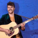 El músico madrileño Daniel Rovalher ofrece este viernes un concierto en San Martín