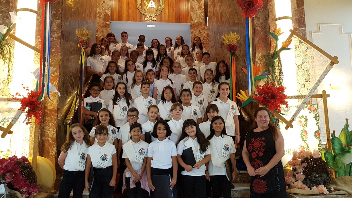 El Coro Municipal de Voces Blancas canta hoy sábado en el Real Club Náutico de Santa Cruz