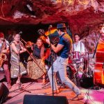 Artistas en Ruta e Isla Sonora traen a la banda catalana THE BLACK BARBIES (jazz swing) por primera vez a Tenerife (13 y 14 de diciembre)